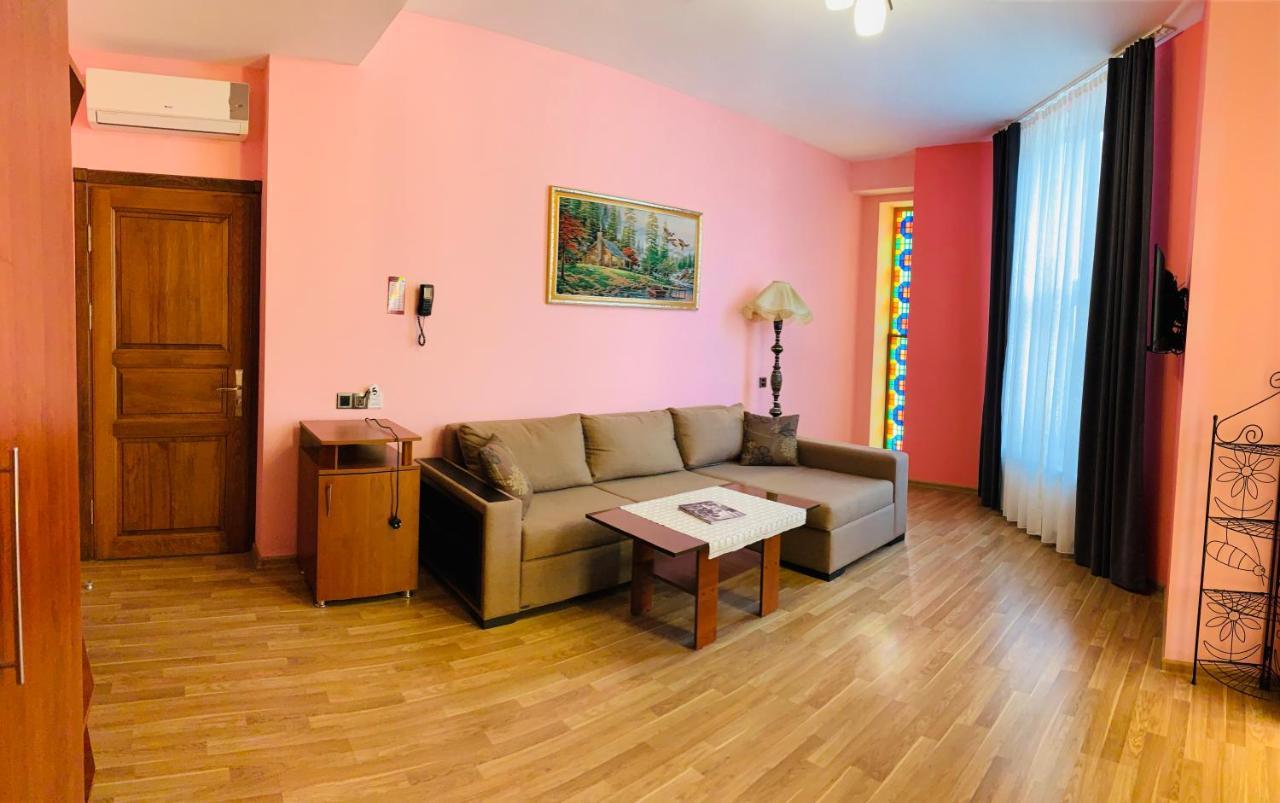 Yaffle Inn Shaki Boutique Hotel Şǝki Kültér fotó