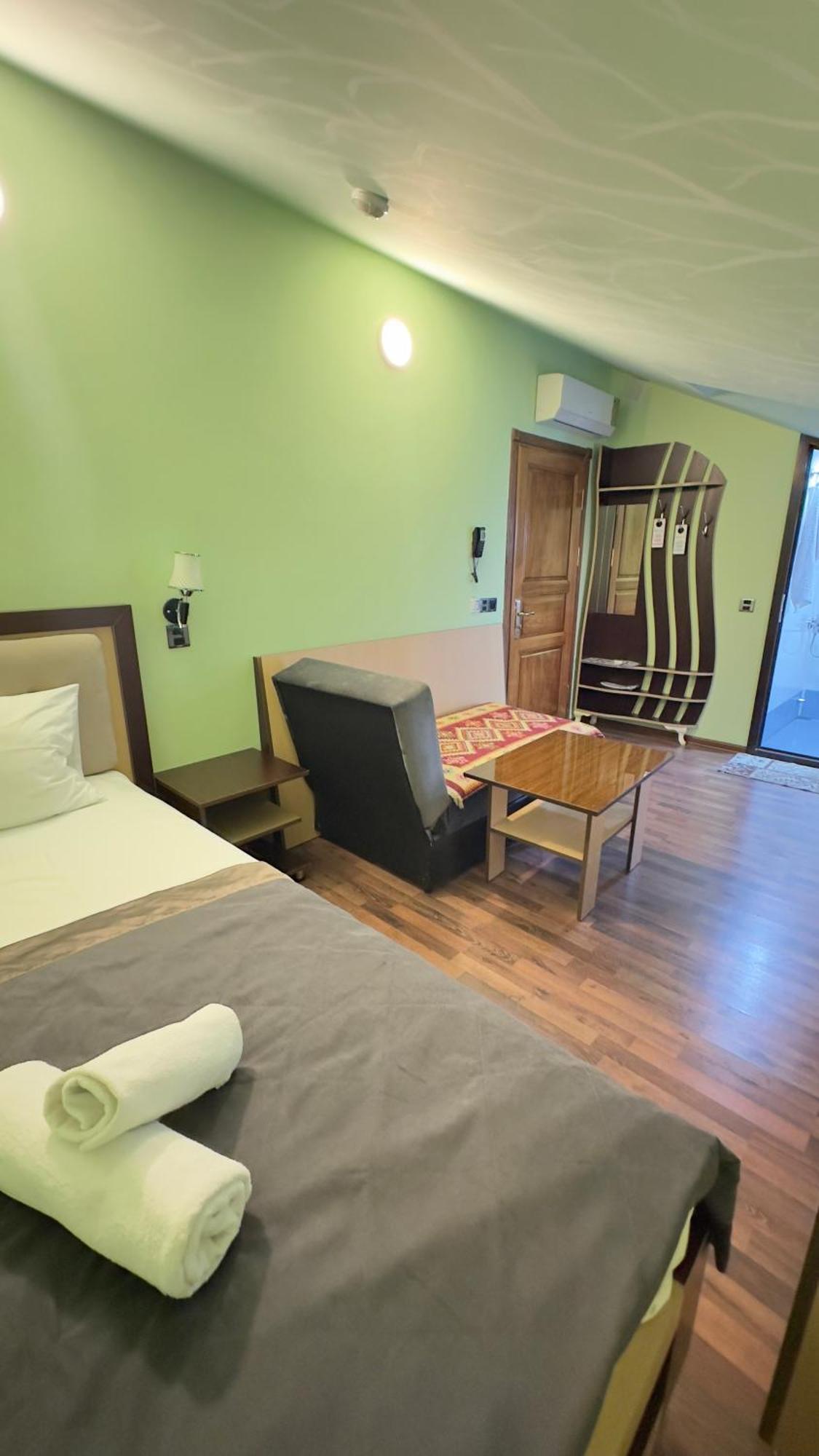 Yaffle Inn Shaki Boutique Hotel Şǝki Kültér fotó