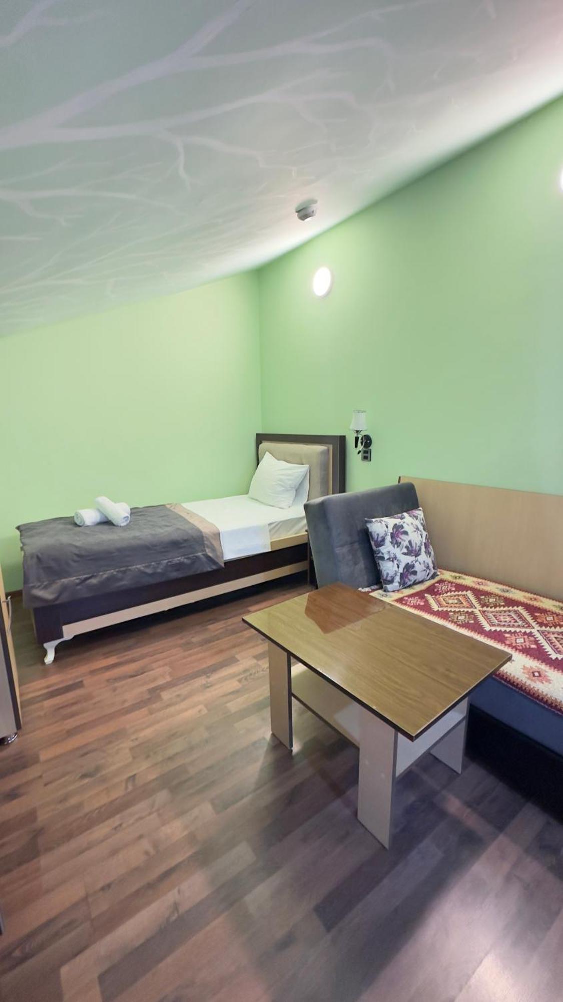 Yaffle Inn Shaki Boutique Hotel Şǝki Kültér fotó