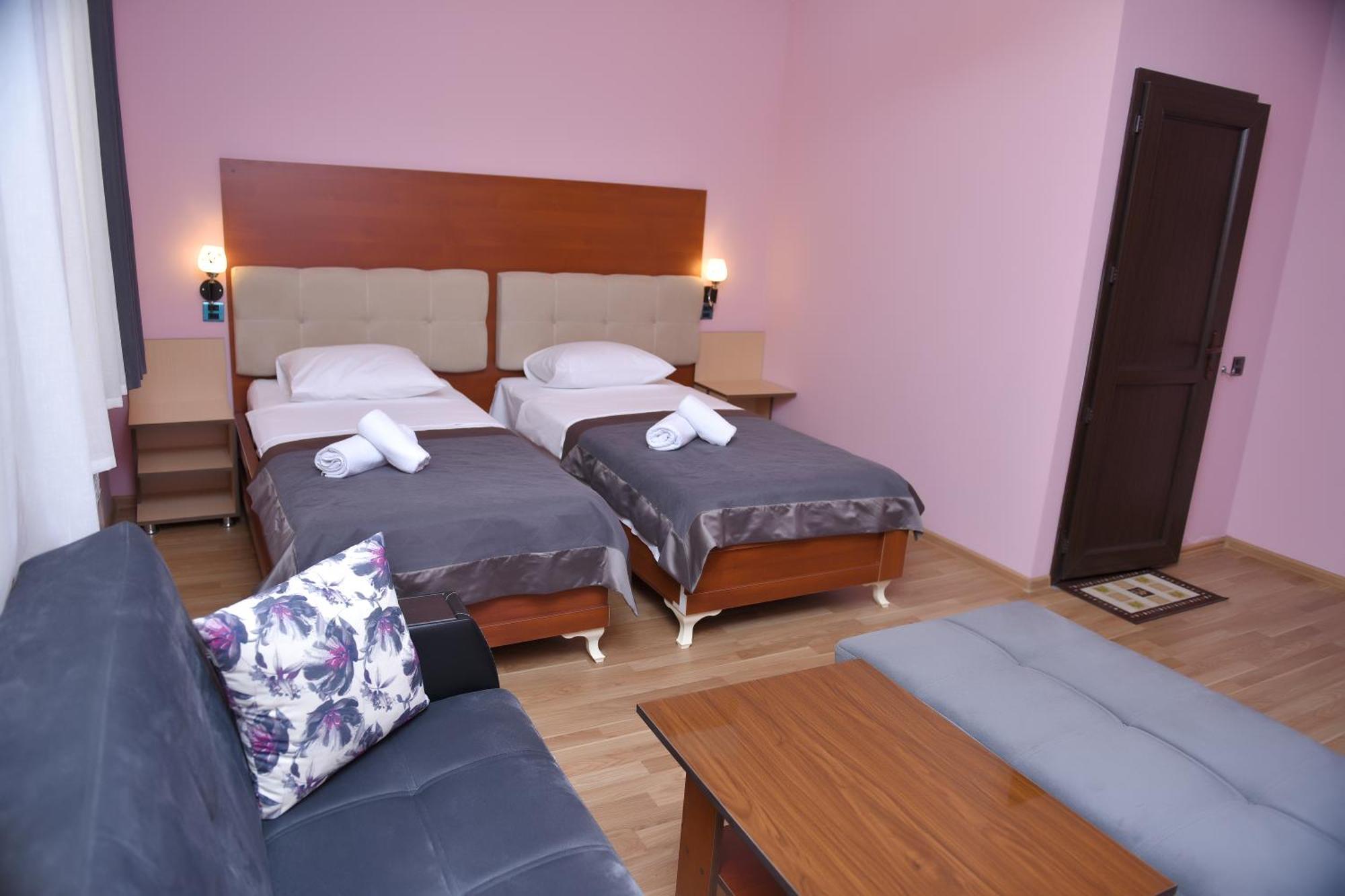 Yaffle Inn Shaki Boutique Hotel Şǝki Kültér fotó